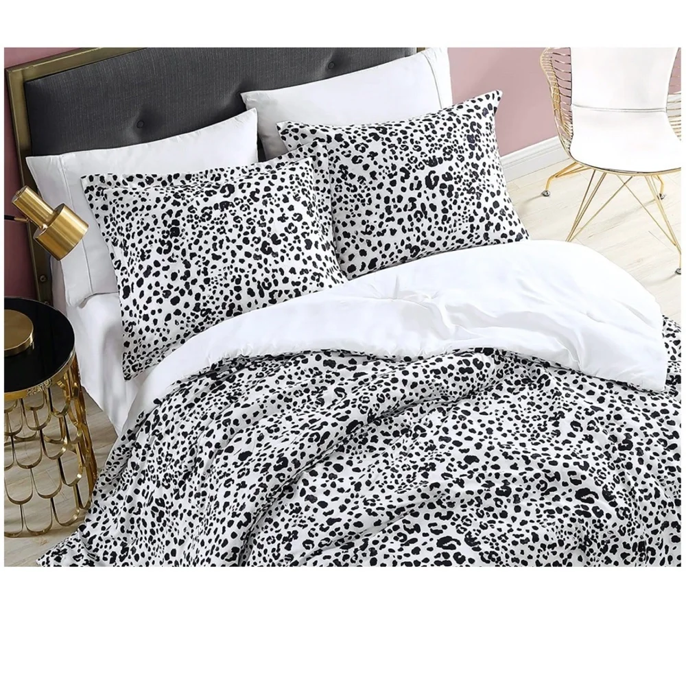 Betsey Johnson Water Leopard Duvet Cover Set, Twin NWT